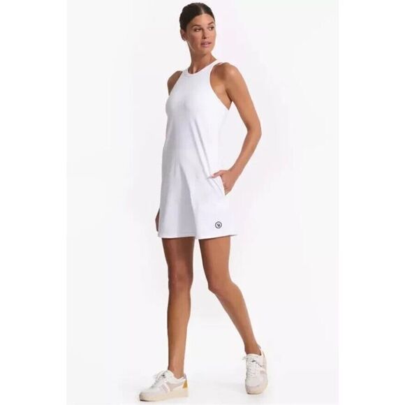 New Vuori Women’s Volley Sport Tennis 🎾 Pickleball Dress White Size XLarge - Picture 1 of 7